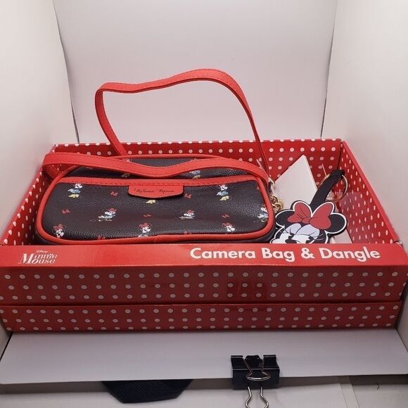 Disney Minnie Mouse camera bag and dangle - Picture 6 of 6